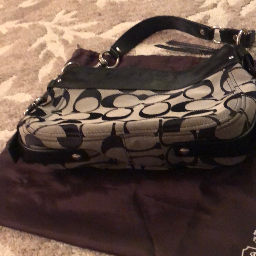 Coach Zoe Signature Handbag - Picture 3 of 6